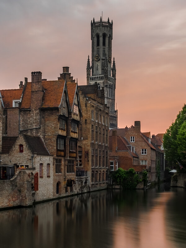 Illustration d'une ville couverte par Culturius